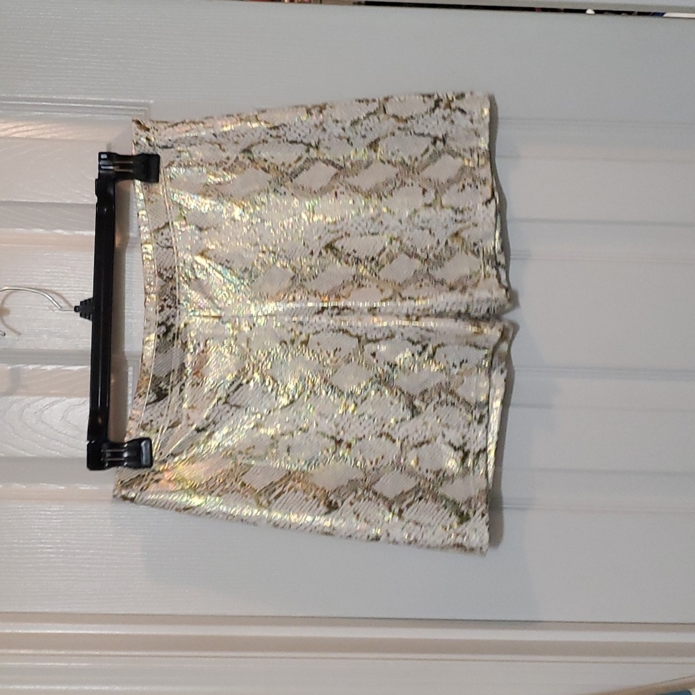 One by One shimmery bike shorts